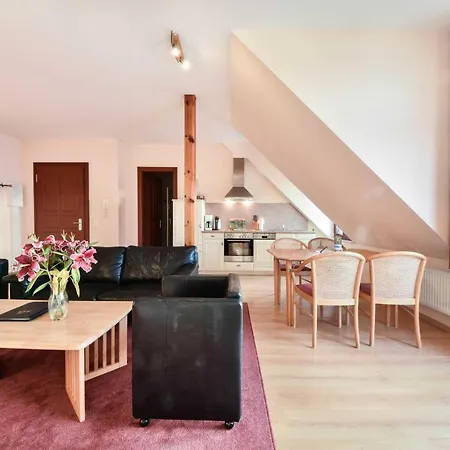 Medici 7 A Apartment *